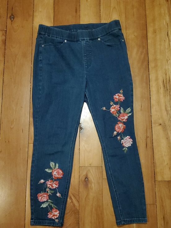 Isaac Mizrahi Denim - Isaac Mizrahi Blue Floral Embroidered Jeans